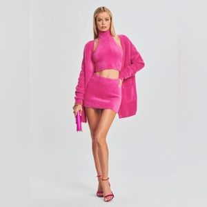 SER.O.YA JORDYN FUZZY CARDIGAN XS HOT PINK